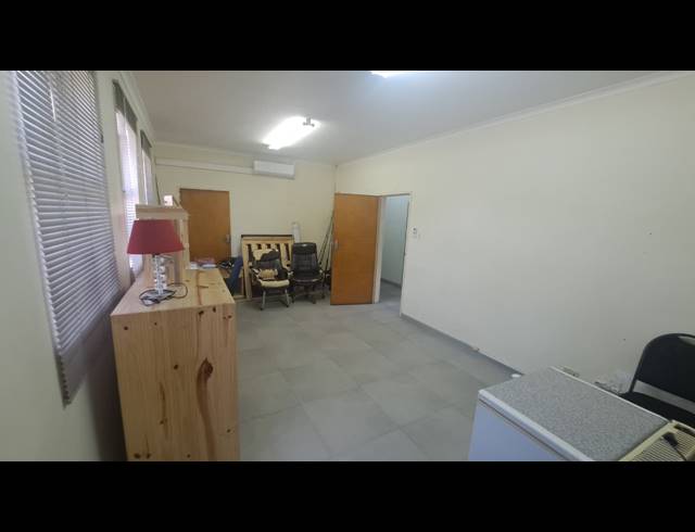 944M² WORKSHOP TO LET IN ALTON